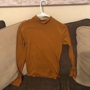 Mustard colored mini turtle neck
